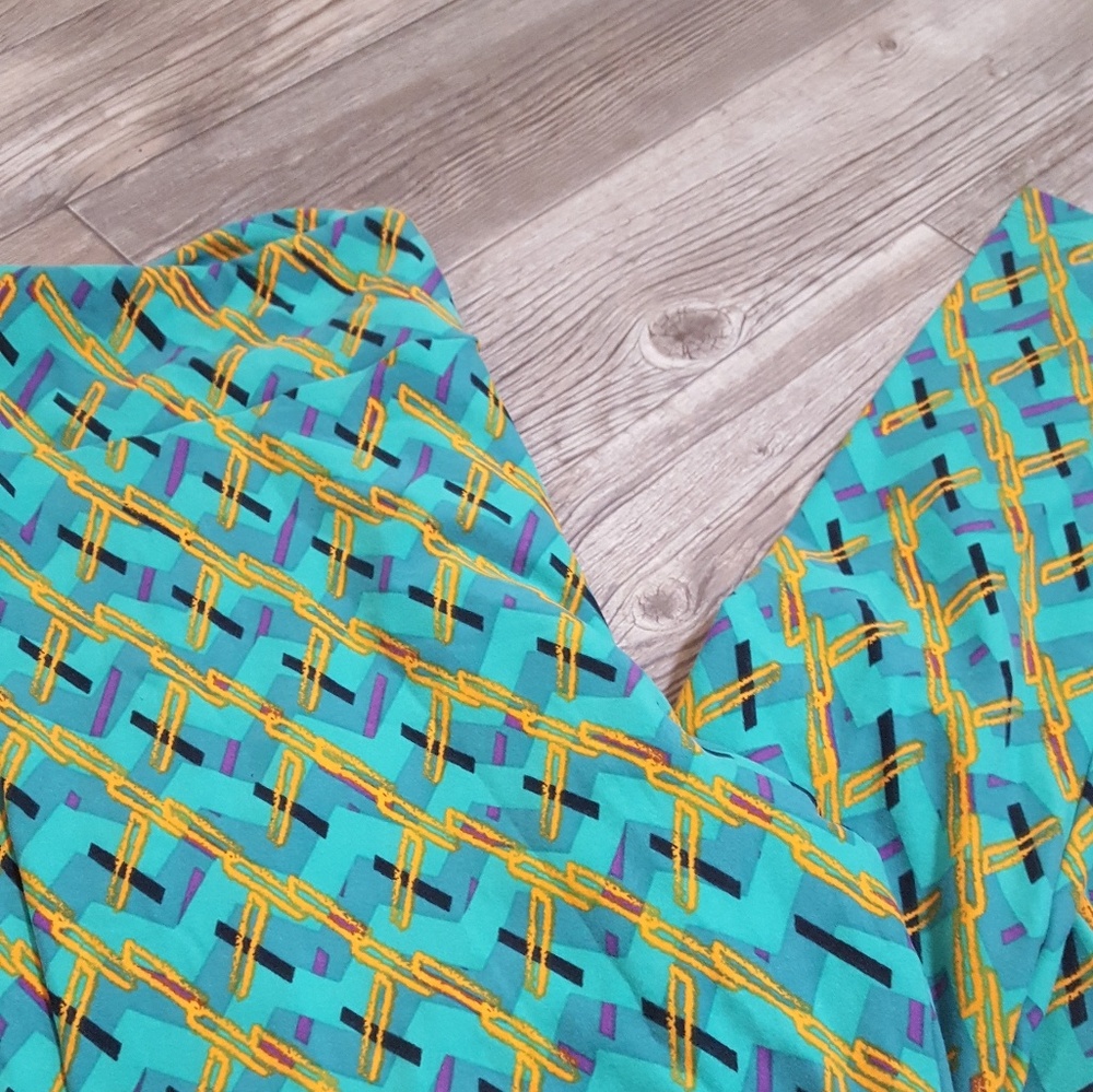 NWOT Lularoe TC leggings